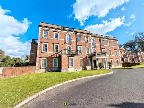 2 bed property, in Springvale Road, £420,000