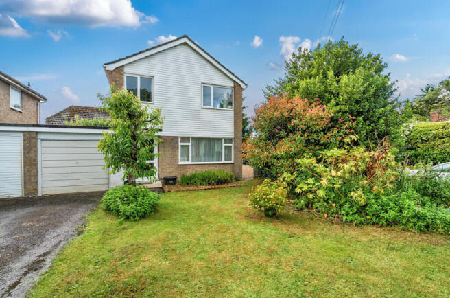 3 bed property, in Greenacres, £375,000