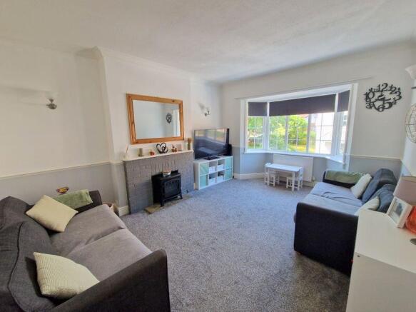 3 bed property, in Littleham Road, £145,000