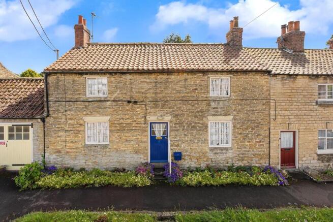 3 bed property, in Wood View, £299,500