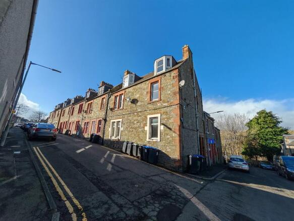 3 bed property, in Curror Street, £110,000