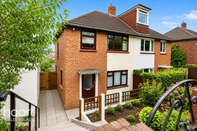 3 bed property, in Longhill Avenue, £280,000