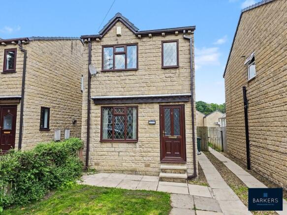 3 bed property, in Amber Street, £230,000
