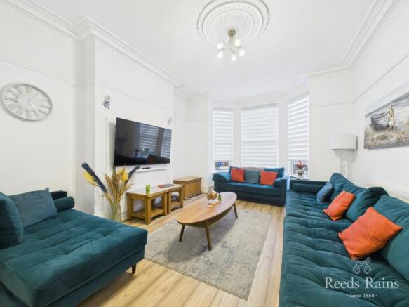 11 bed property, in Trinity Road, £450,000