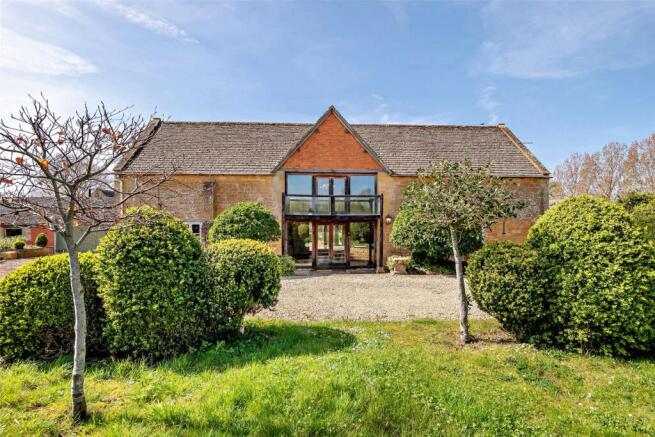 3 bed property, in Didbrook Fields, £1,400,000
