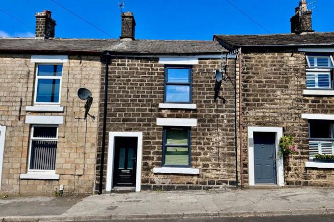 2 bed property, in Platt Street, £237,500