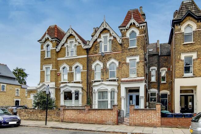 6 bed property, in Victoria Road, £1,700,000