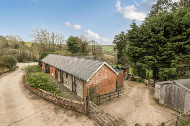 3 bed property, in Westwood Lane, £600,000