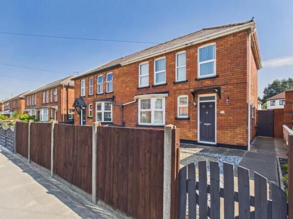 3 bed property, in Painswick Road, £250,000