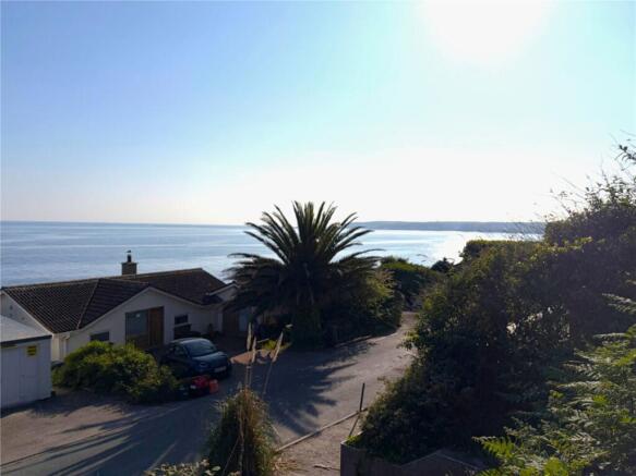 4 bed property, in Main Road, £145,000