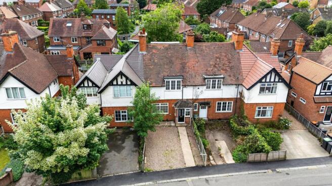 3 bed property, in Dovecote Lane, £350,000