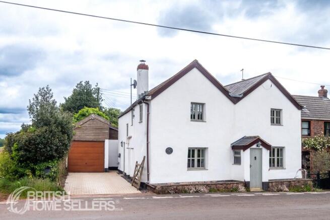4 bed property, in Screedy, £490,000