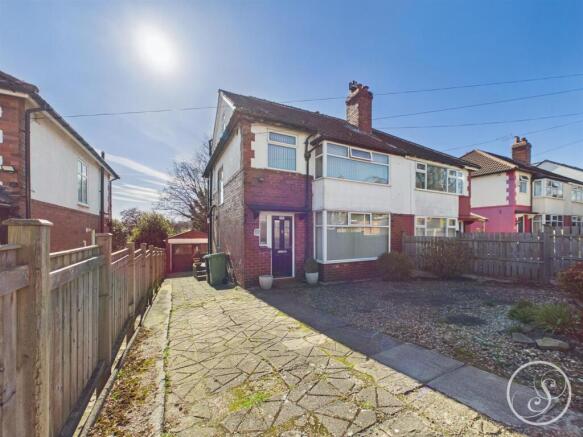 4 bed property, in Stainburn Road, £400,000