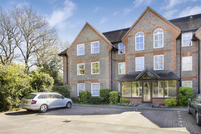 2 bed property, in West Drive, £345,000