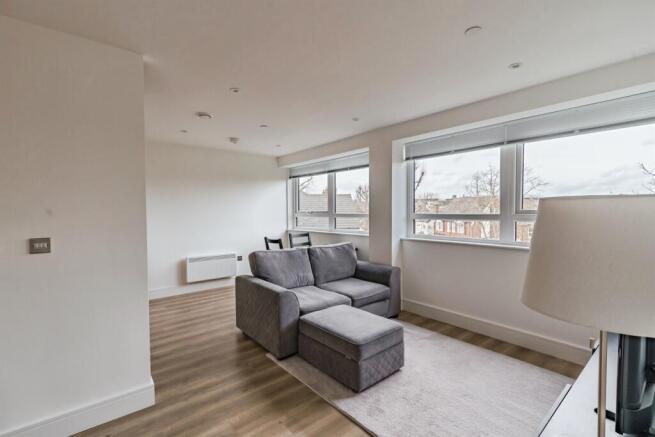 1 bed property, in Wood Street, £220,000