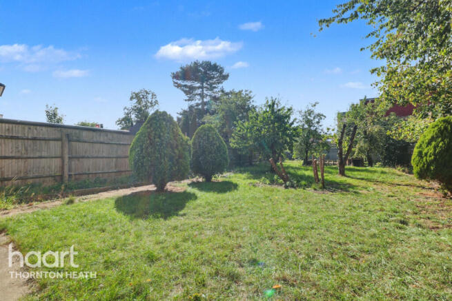 6 bed property, in London Road, £1,000,000