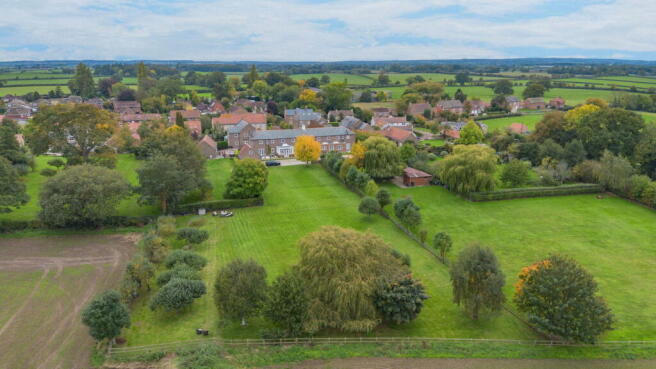 5 bed property, in Bickerton, £1,164,500