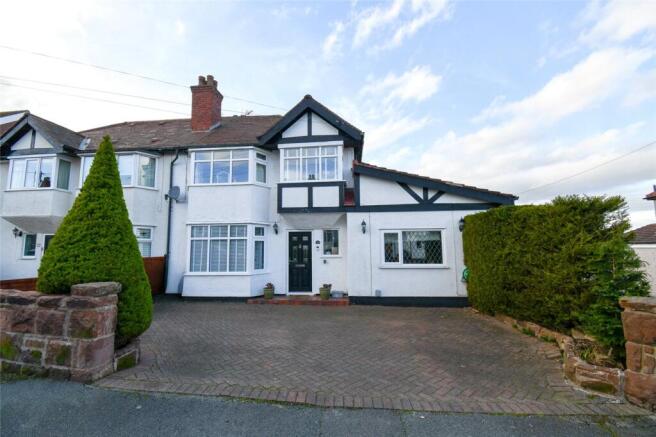 3 bed property, in Ashcroft Drive, £400,000
