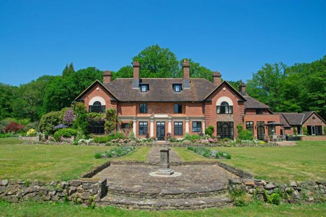 10 bed property, in Robertsbridge, £5,000,000