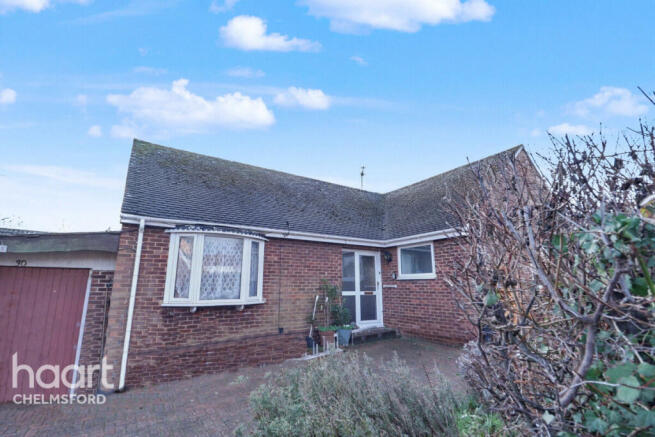 3 bed property, in Peel Road, £475,000