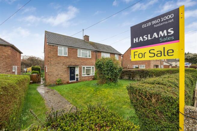 3 bed property, in Hatford Road, £350,000