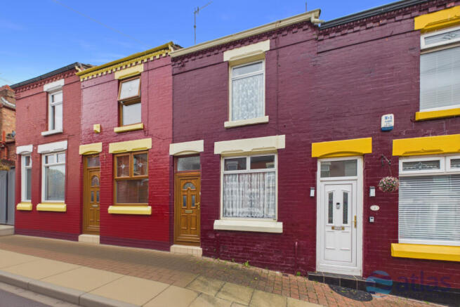 2 bed property, in Bowood Street, £110,000