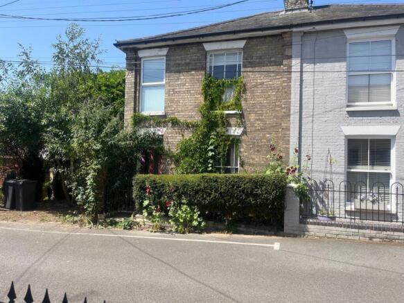4 bed property, in Childer Road, £290,000