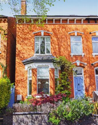 5 bed property, in Victorian Townhouse, £725,000