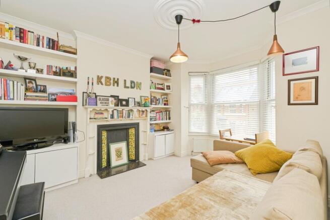 4 bed property, in Valetta Road, £720,000
