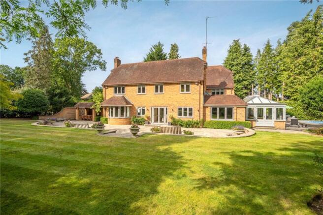 6 bed property, in Kennel Avenue, £2,695,000
