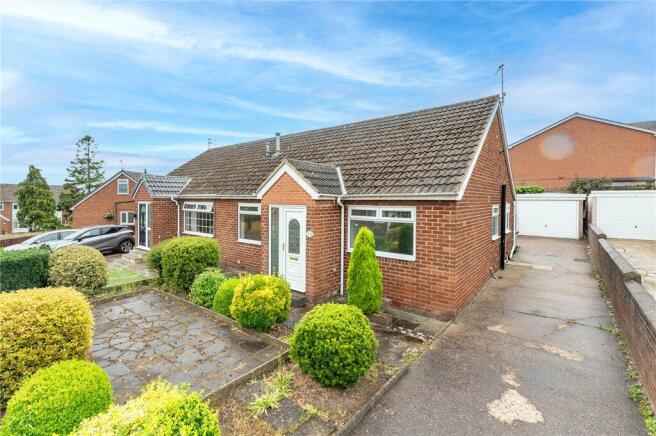 2 bed property, in Harwill Grove, £249,950