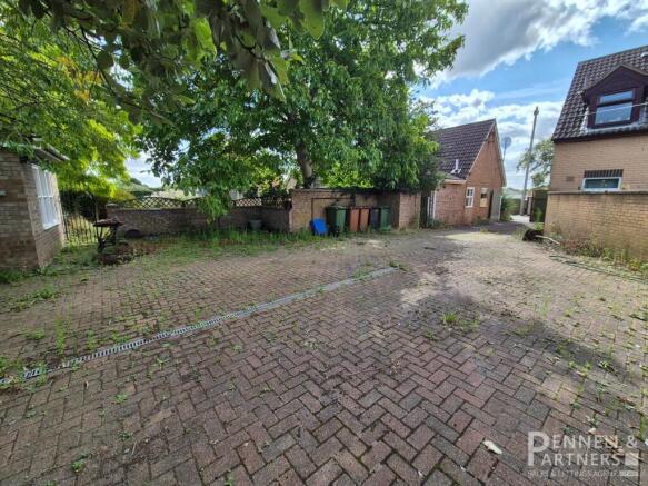 Land, in Back Lane, £120,000