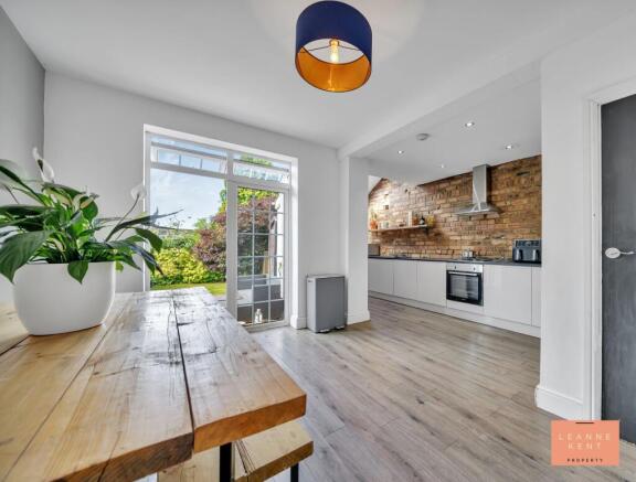 3 bed property, in Corbett Crescent, £315,000