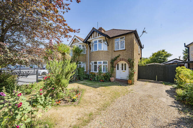 3 bed property, in Westlands Avenue, £625,000