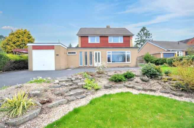 3 bed property, in Lichfield Road, £445,000