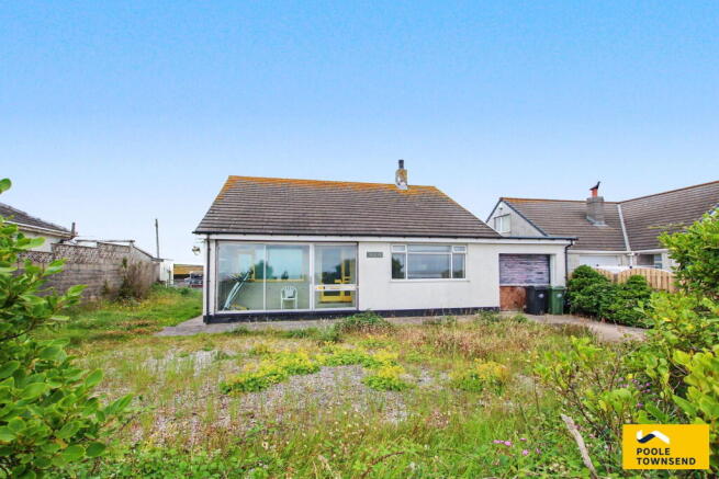3 bed property, in Roosebeck, £375,000