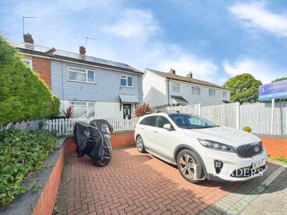 3 bed property, in Garibaldi Road, £110,000