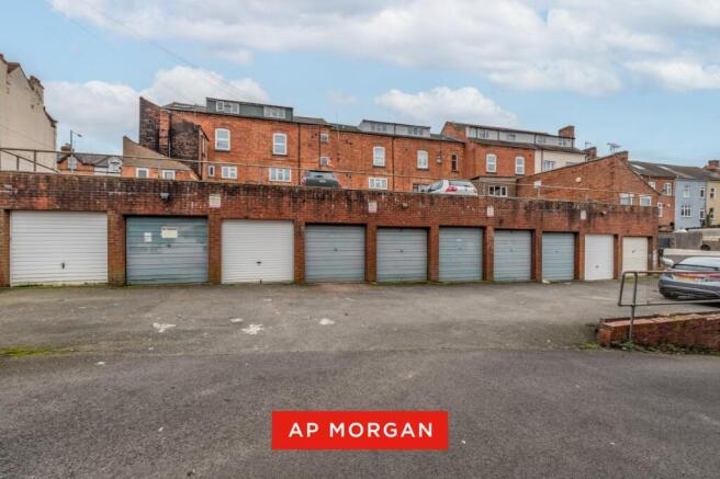 Studio, in Garages Off Mayfields, £115,000