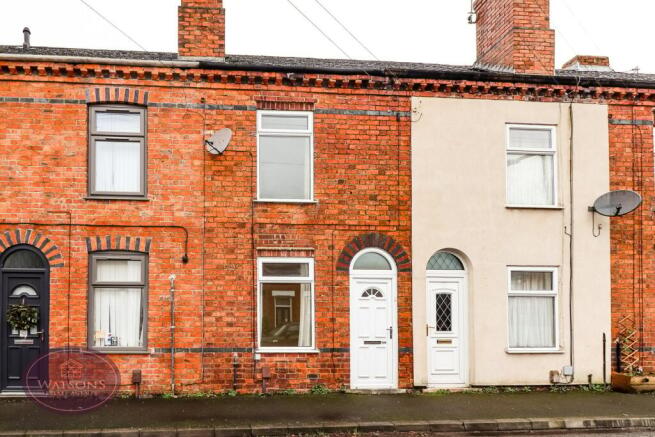 2 bed property, in Stamford Street, £100,000