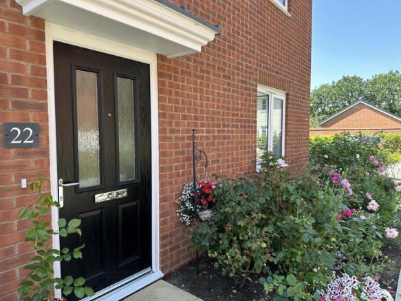 4 bed property, in Miles Road, £500,000