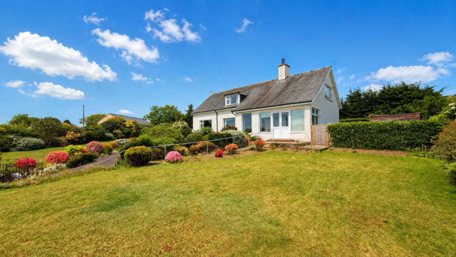 4 bed property, in Dyffryn Ardudwy, £399,950