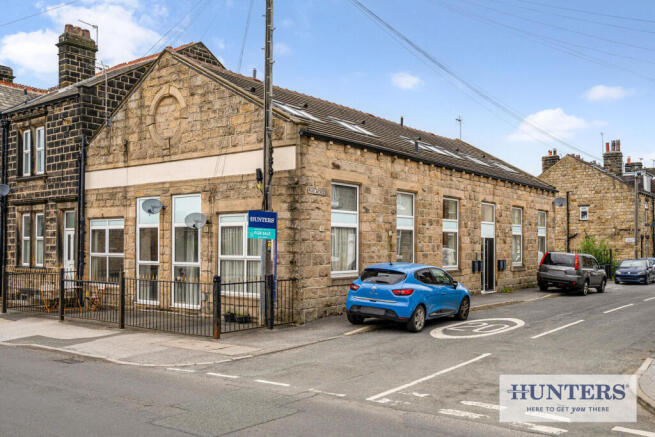 2 bed property, in Park Avenue, £165,000