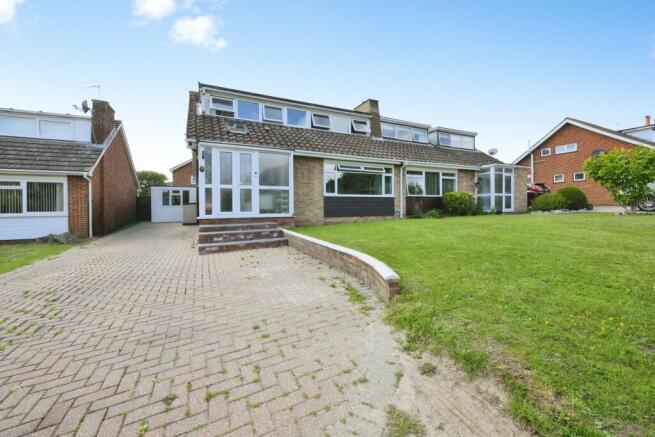 4 bed property, in Holbeck Lane, £650,000