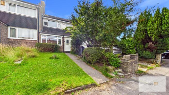 3 bed property, in Booth Way, £200,000