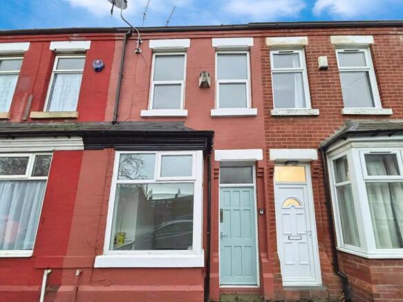 2 bed property, in Brailsford Road, £195,000