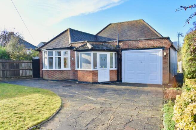 3 bed property, in The Renmans, £695,000