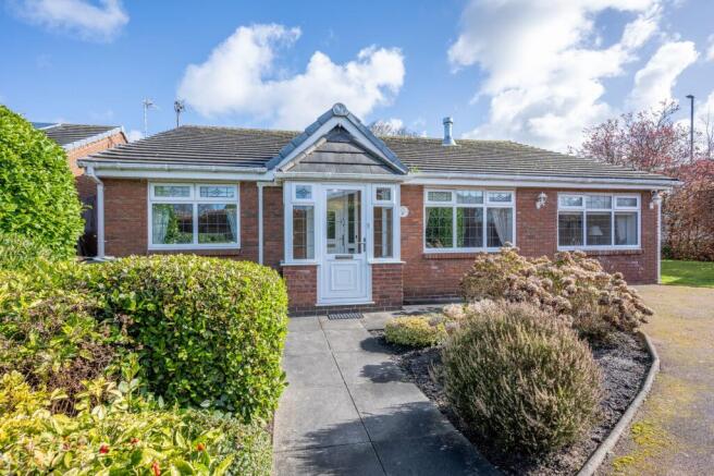 3 bed property, in Meadowbrook, £450,000