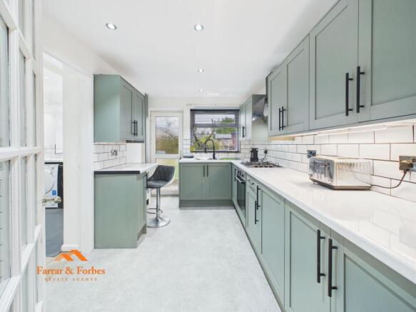 3 bed property, in Birtwistle Avenue, £210,000