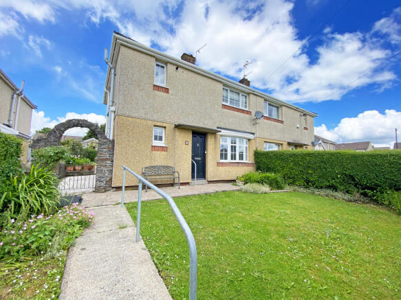 3 bed property, in Dan-y-Gaer Road, £149,950