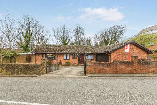 4 bed property, in Edwin Street, £390,000
